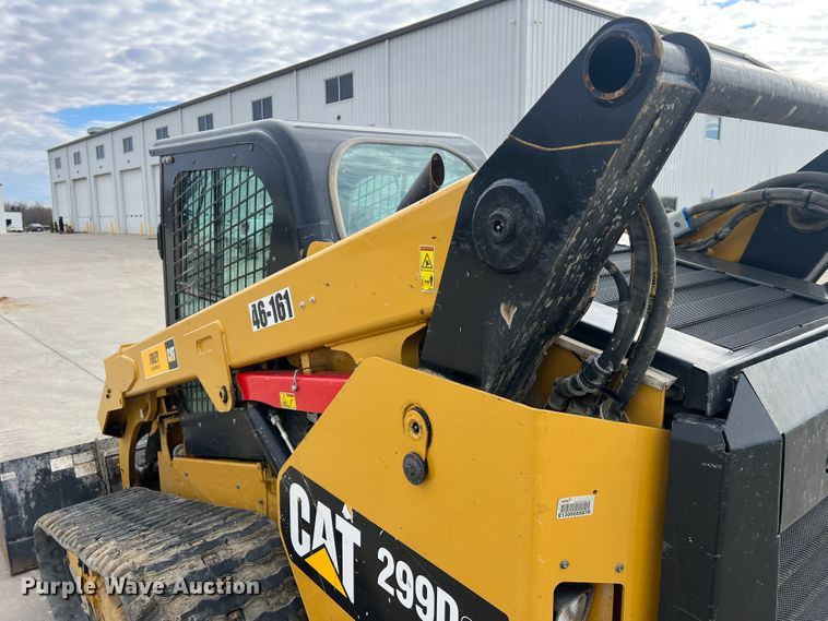image for item DO2172 2019 Caterpillar 299D2  skid steer loader