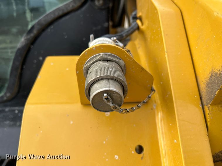 image for item DO2172 2019 Caterpillar 299D2  skid steer loader