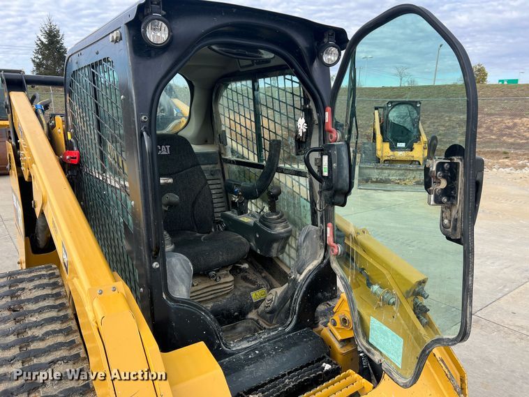 image for item DO2172 2019 Caterpillar 299D2  skid steer loader