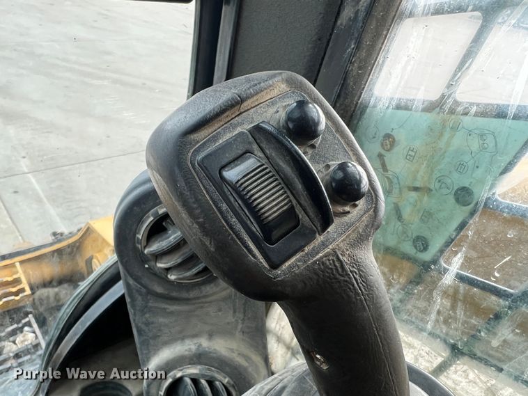 image for item DO2172 2019 Caterpillar 299D2  skid steer loader