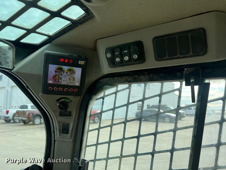 image for item DO2172 2019 Caterpillar 299D2  skid steer loader