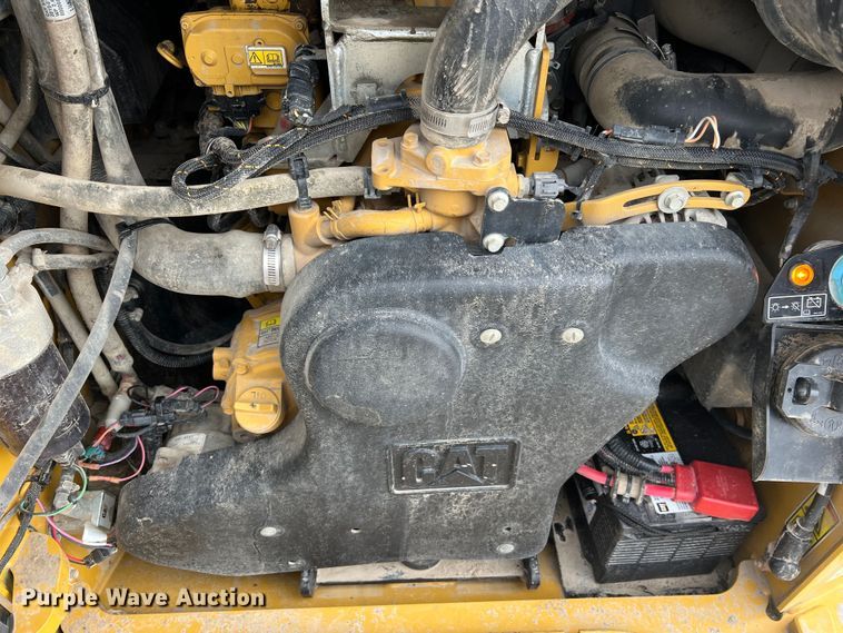 image for item DO2172 2019 Caterpillar 299D2  skid steer loader