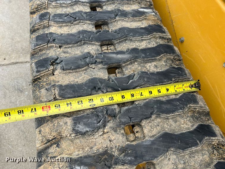 image for item DO2172 2019 Caterpillar 299D2  skid steer loader