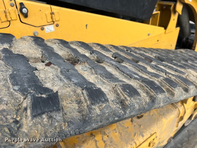 image for item DO2172 2019 Caterpillar 299D2  skid steer loader