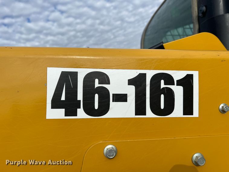 image for item DO2172 2019 Caterpillar 299D2  skid steer loader