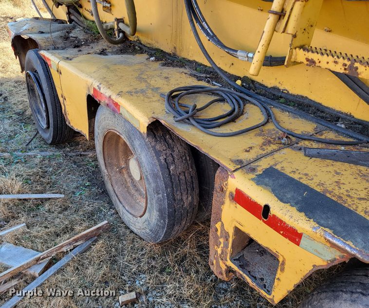 image for item DO3461 Vermeer HG525  horizontal grinder