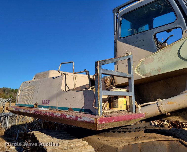 image for item DO3462 Thunderbird 1238L  log loader