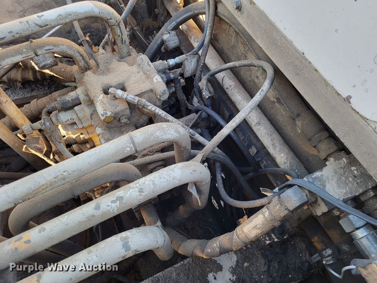 image for item DO3462 Thunderbird 1238L  log loader