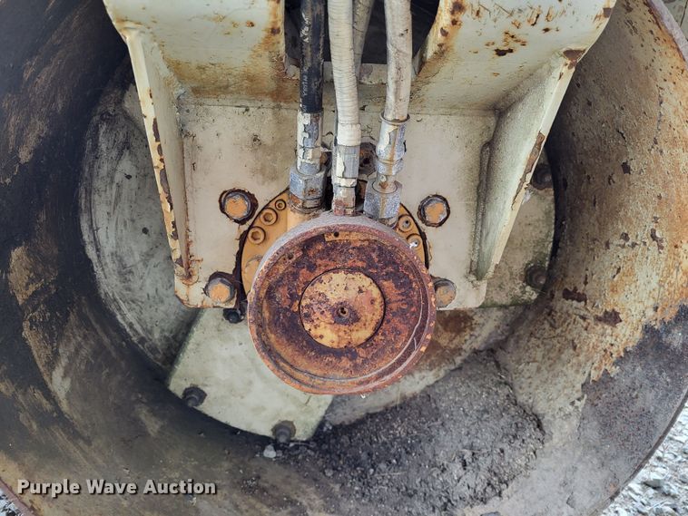 image for item DO3464 1994 Ingersoll Rand DD32  double drum vibratory roller