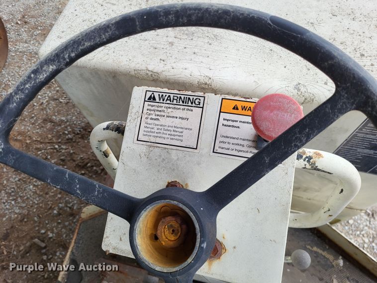 image for item DO3464 1994 Ingersoll Rand DD32  double drum vibratory roller