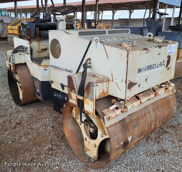 image for item DO3465 1998 Ingersoll Rand DD32  double drum vibratory roller
