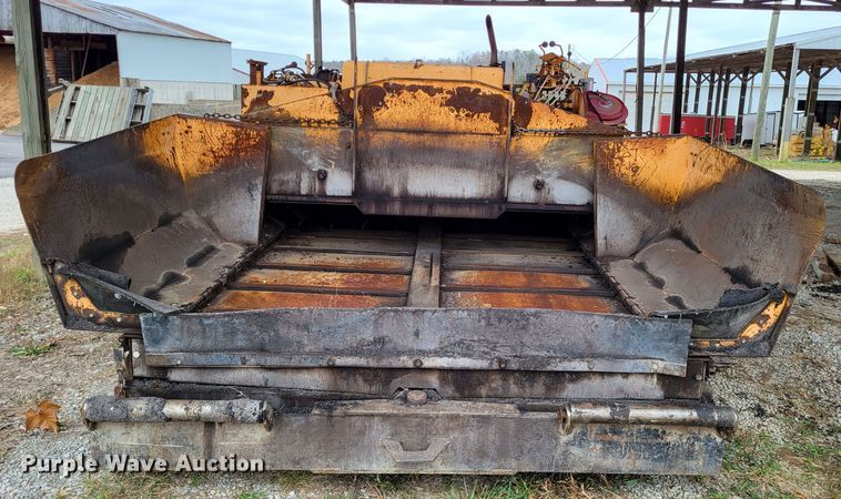 image for item DO3467 2000 Lee Boy L8500T  paver