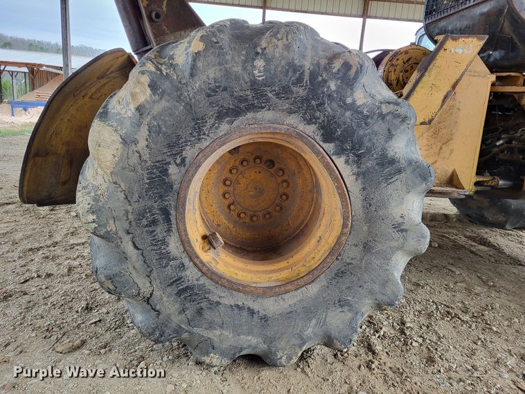 image for item DO3469 John Deere 640  skidder