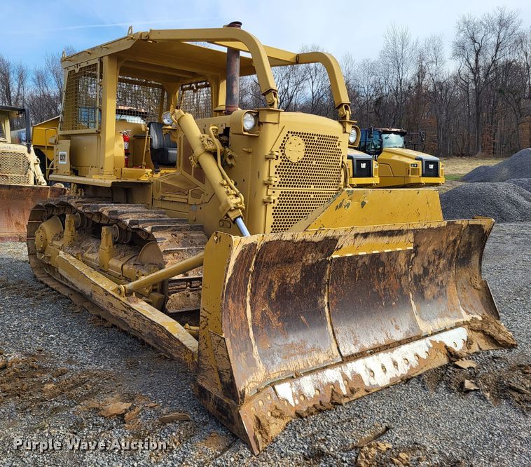 image for item DO3473 Caterpillar D7F  dozer