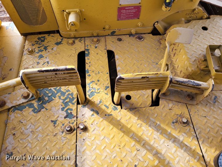 image for item DO3473 Caterpillar D7F  dozer