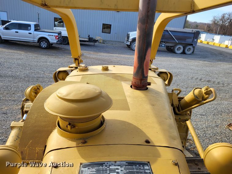 image for item DO3473 Caterpillar D7F  dozer
