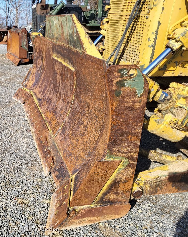 image for item DO3474 Caterpillar D7F  dozer