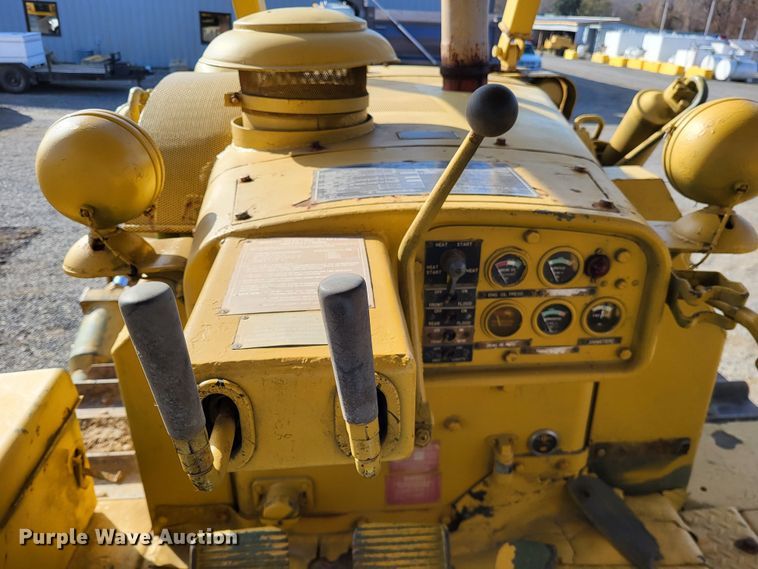 image for item DO3474 Caterpillar D7F  dozer