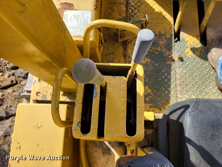 image for item DO3474 Caterpillar D7F  dozer