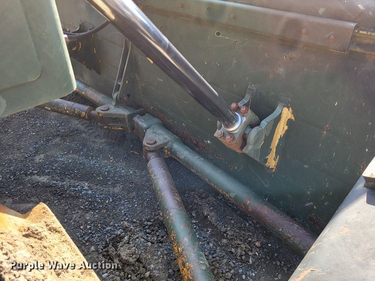 image for item DO3475 1988 Caterpillar D7G  dozer