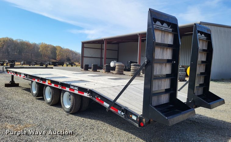 image for item DO3476 2021 Trail King TK60LP  equipment trailer