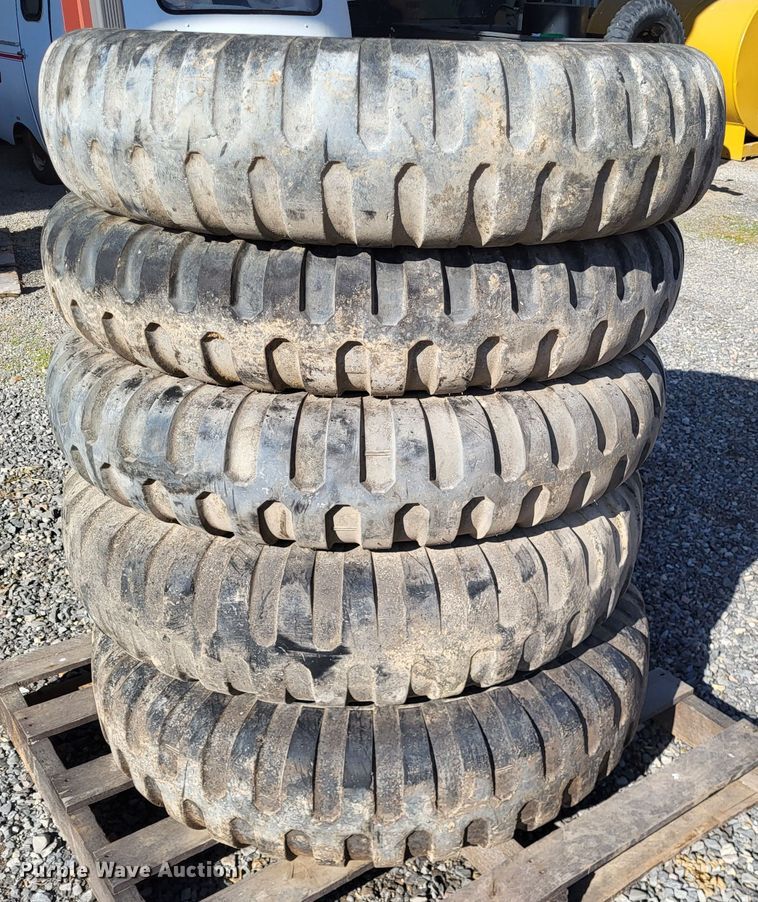 image for item DO3477 (11) tires and wheels