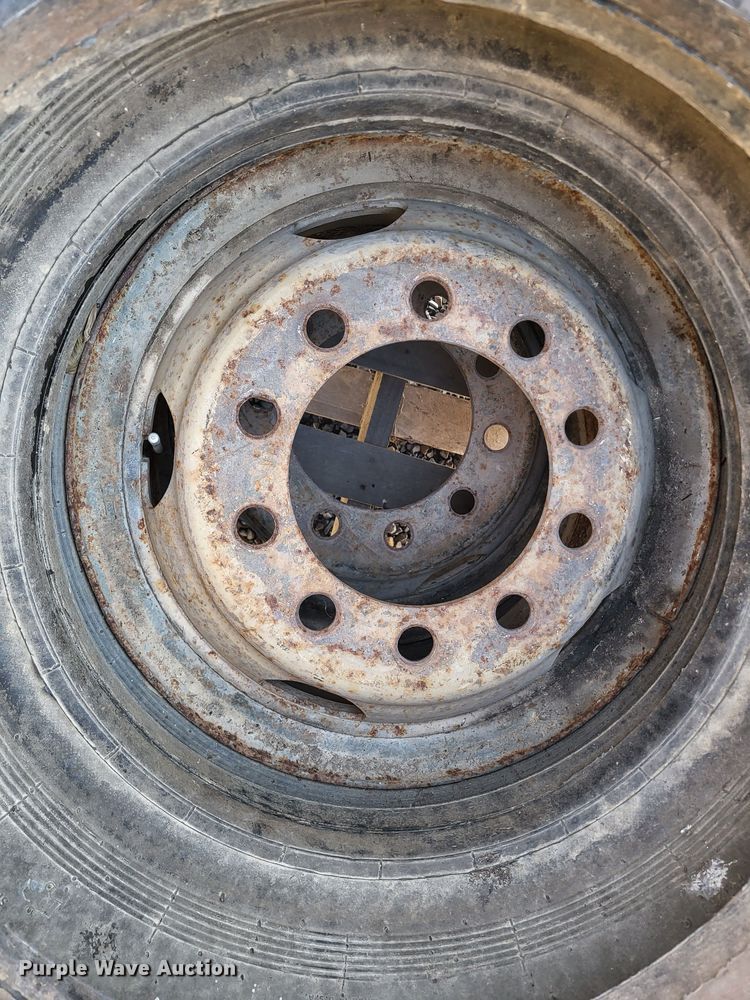 image for item DO3477 (11) tires and wheels