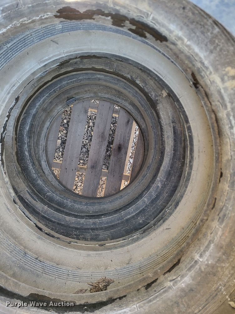 image for item DO3477 (11) tires and wheels