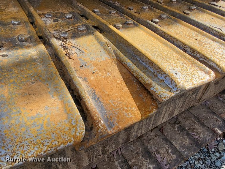 image for item DO3481 2007 John Deere 750J LGP  dozer