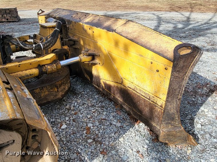 image for item DO3481 2007 John Deere 750J LGP  dozer