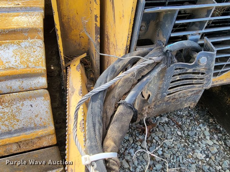 image for item DO3481 2007 John Deere 750J LGP  dozer