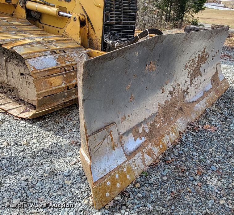 image for item DO3481 2007 John Deere 750J LGP  dozer