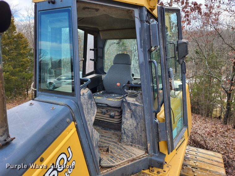 image for item DO3481 2007 John Deere 750J LGP  dozer