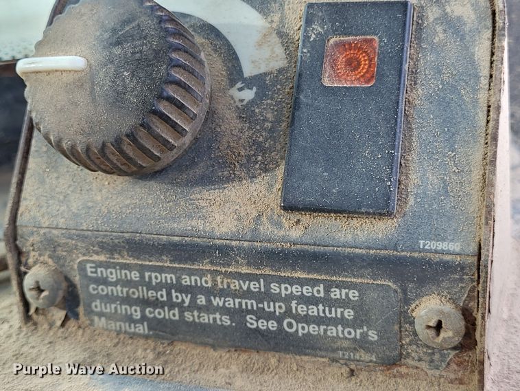 image for item DO3481 2007 John Deere 750J LGP  dozer