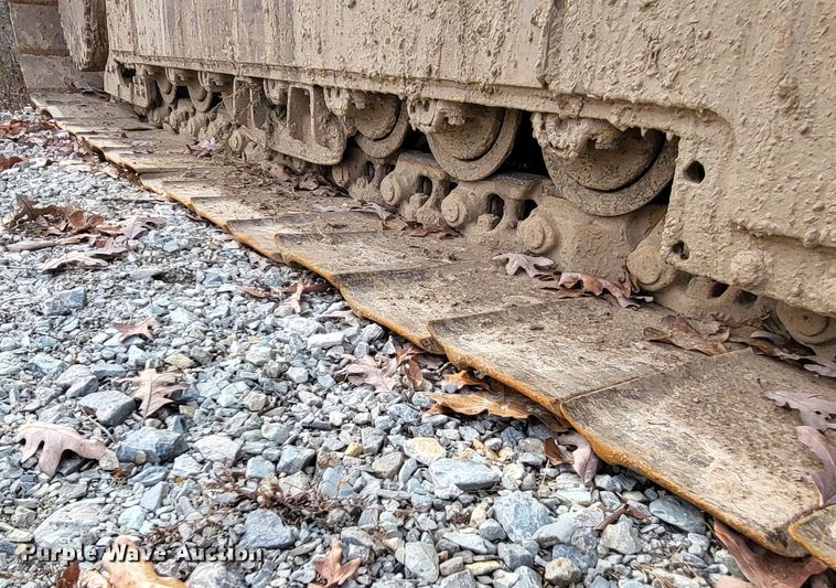 image for item DO3481 2007 John Deere 750J LGP  dozer