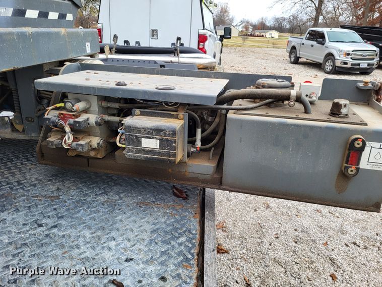 image for item DO3482 2017 Skyjack SJ3226  scissor lift