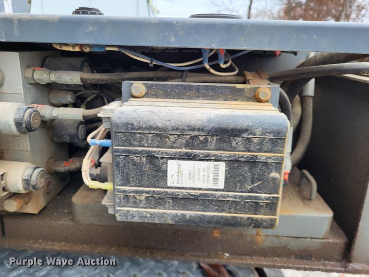 image for item DO3482 2017 Skyjack SJ3226  scissor lift