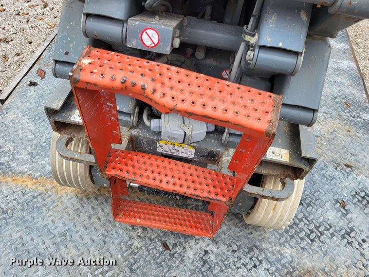 image for item DO3482 2017 Skyjack SJ3226  scissor lift