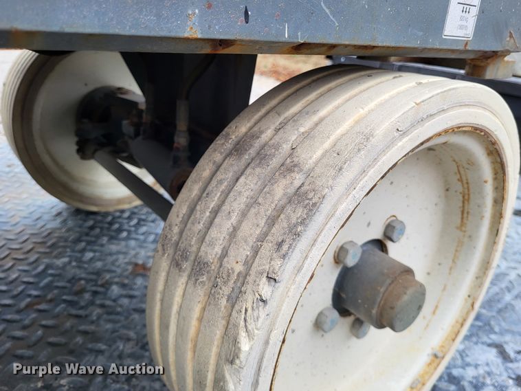 image for item DO3482 2017 Skyjack SJ3226  scissor lift