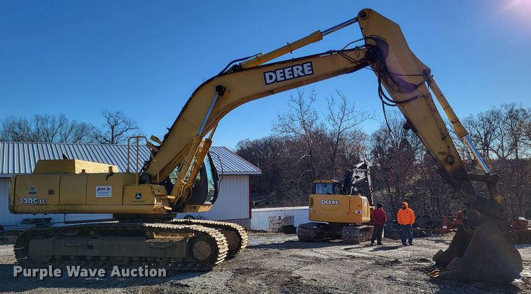 image for item DO3487 2005 John Deere 330C LC  excavator