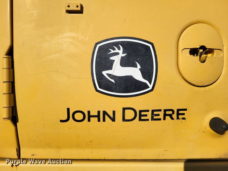 image for item DO3487 2005 John Deere 330C LC  excavator