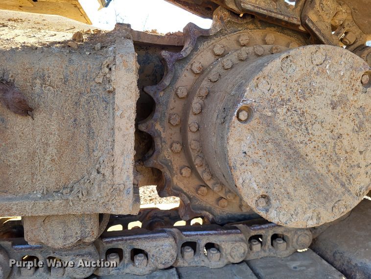 image for item DO3487 2005 John Deere 330C LC  excavator