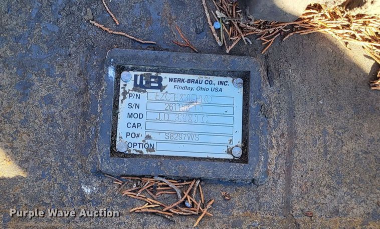 image for item DO3487 2005 John Deere 330C LC  excavator