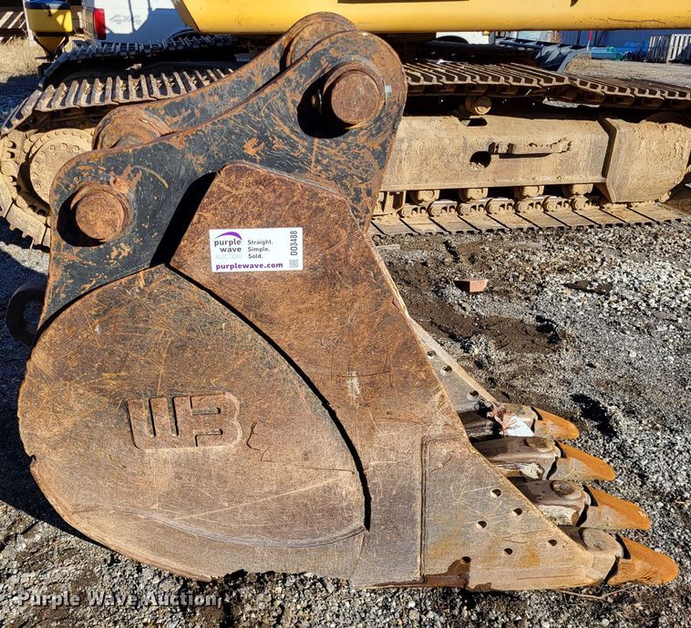 image for item DO3488 Werk Brau JD330  30"W excavator bucket