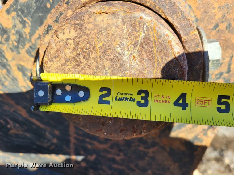 image for item DO3488 Werk Brau JD330  30"W excavator bucket