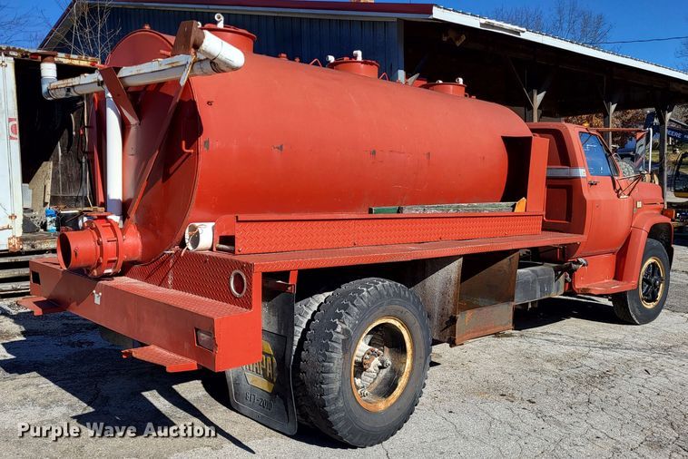 image for item DO3492 1980 Chevrolet 70  water truck