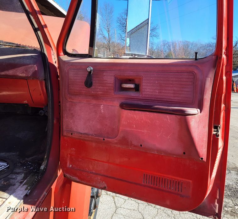 image for item DO3492 1980 Chevrolet 70  water truck