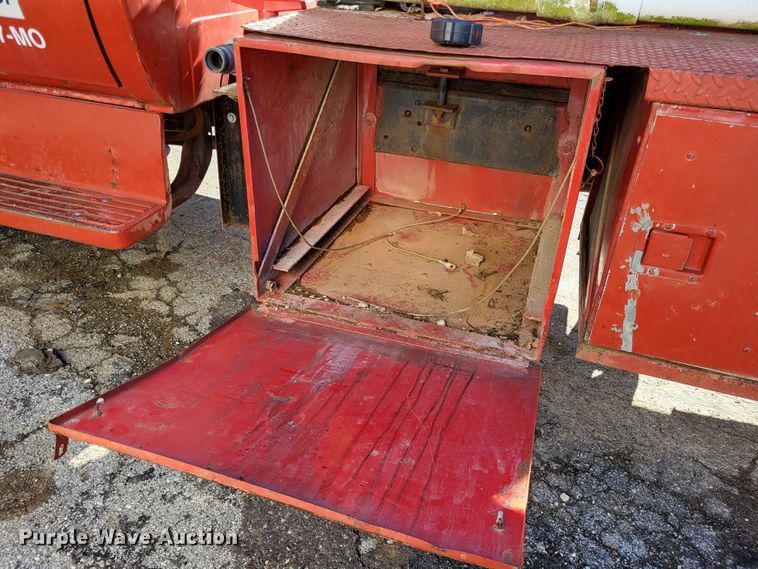 image for item DO3492 1980 Chevrolet 70  water truck