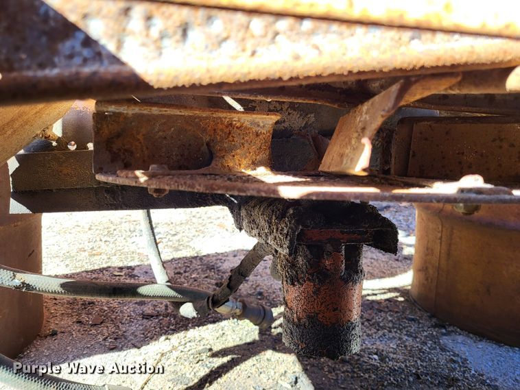 image for item DO3493 Swenson  spreader