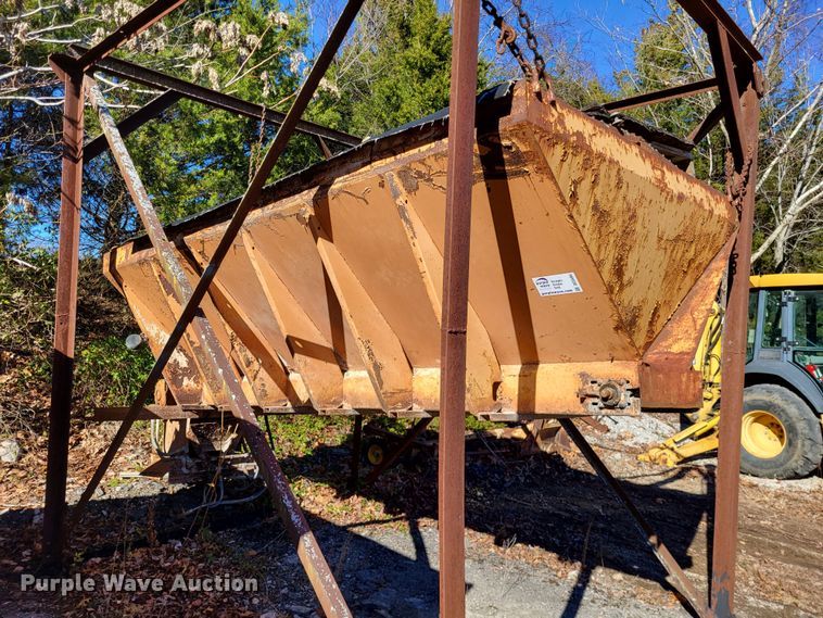 image for item DO3494 Swenson  spreader